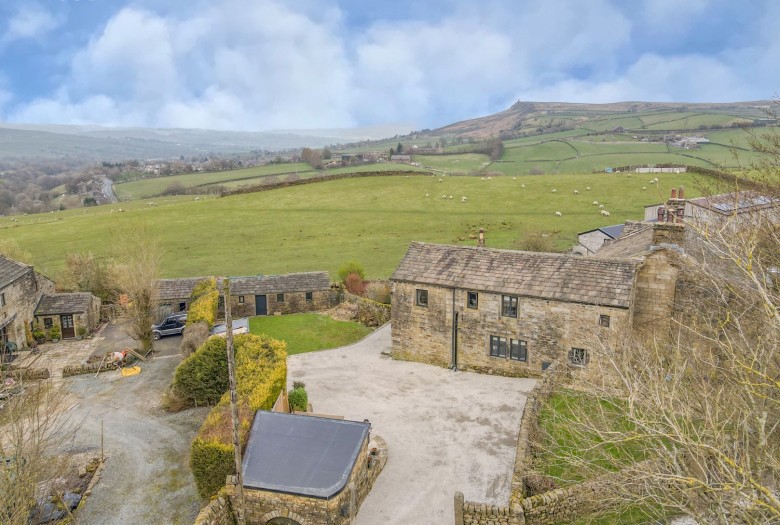 Click the photo for more details of Lumb Lane, Cowling