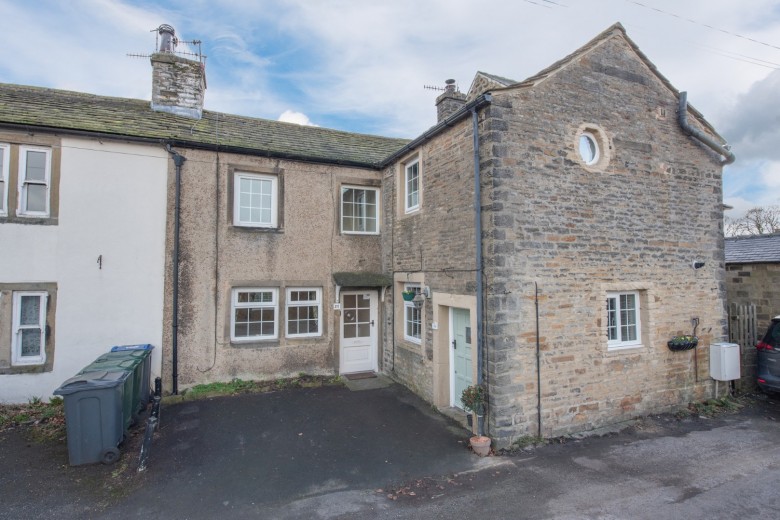 Click the photo for more details of Lyon Road, Eastburn
