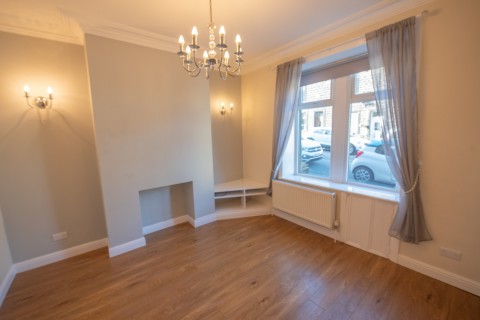 Click the photo for more details of Fold Lane, Cowling