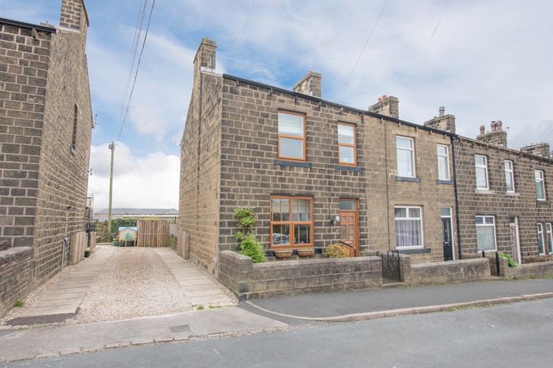 Click the photo for more details of Ryeland Street, Cross Hills