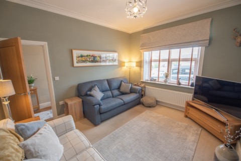 Click the photo for more details of Ryeland Street, Cross Hills