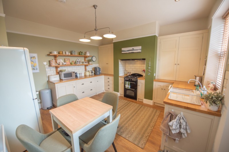 Images for Ryeland Street, Cross Hills