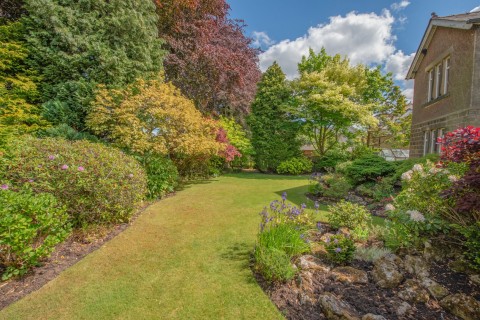 Click the photo for more details of Highgate, 5 Highgate, Cross Hills