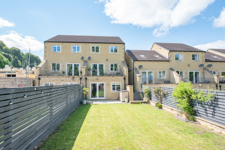 Click the photo for more details of Sycamore Grove, Eastburn