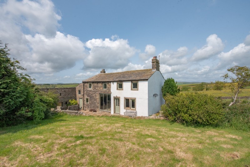 Images for Long Hill End, Cowling