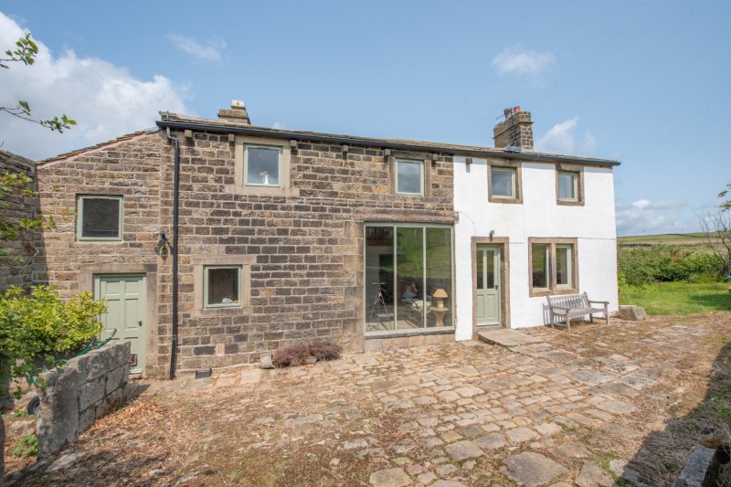 Images for Long Hill End, Cowling