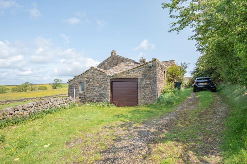 Images for Long Hill End, Cowling