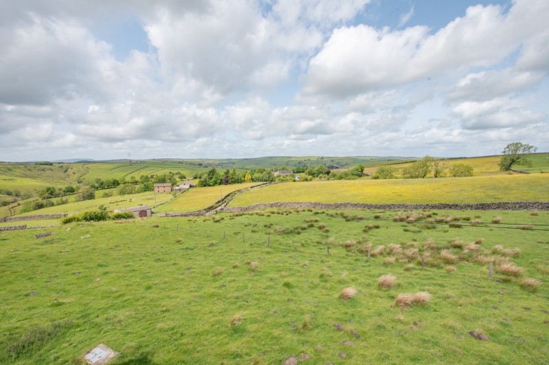 Images for Long Hill End, Cowling