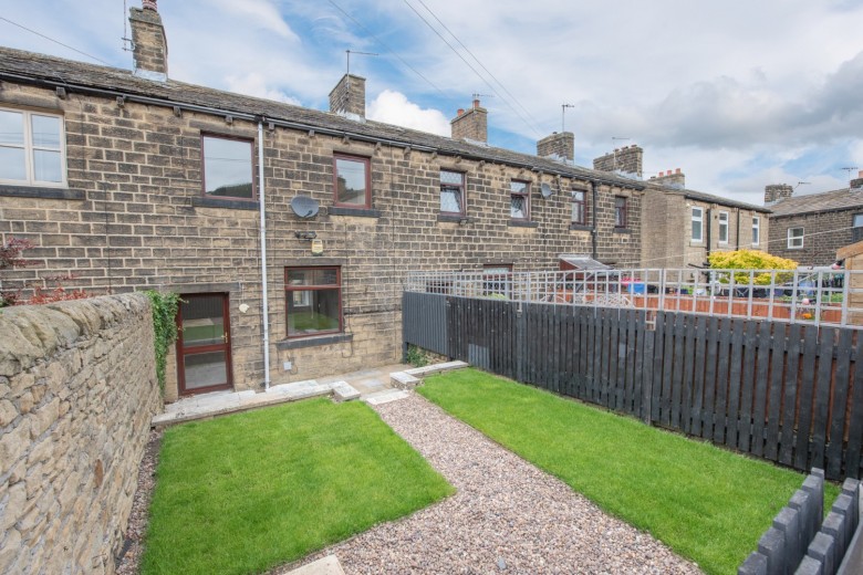 Click the photo for more details of Main Street, Sutton-in-Craven