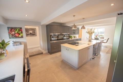Click the photo for more details of Main Road, Eastburn