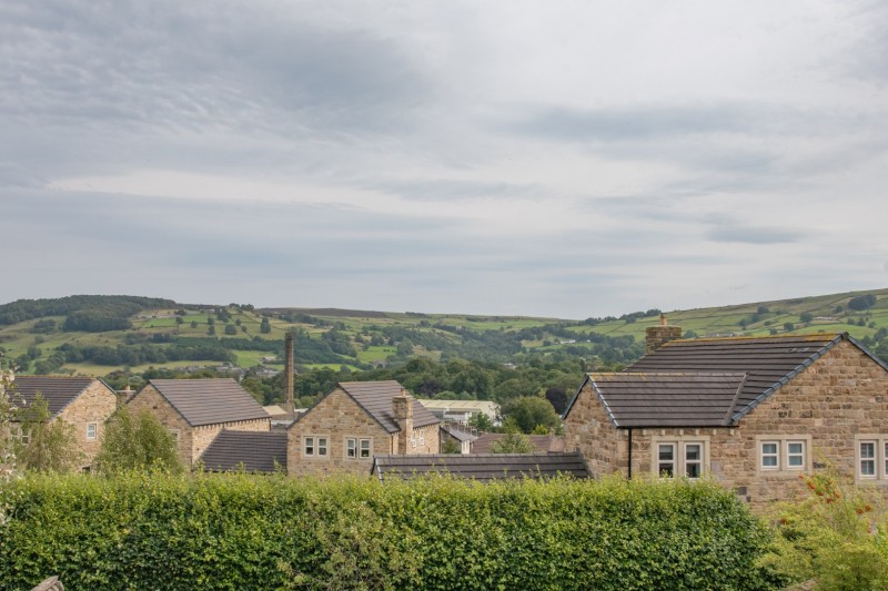Images for Green End, Glusburn, Keighley