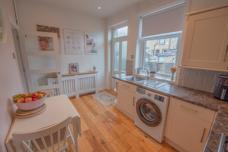 Images for Higher Hartley Street, Glusburn