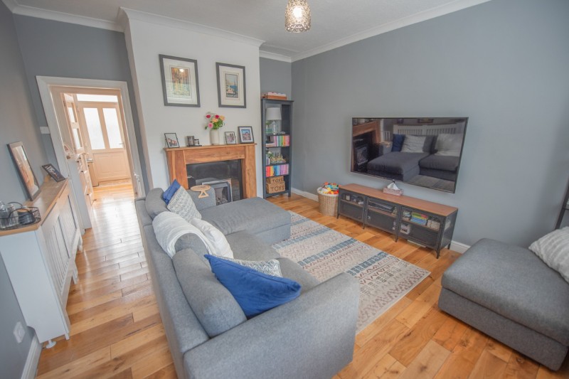 Images for Higher Hartley Street, Glusburn