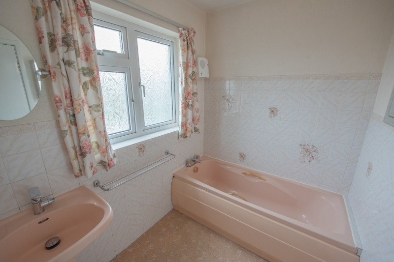 Images for Lynndale Avenue, Cross Hills