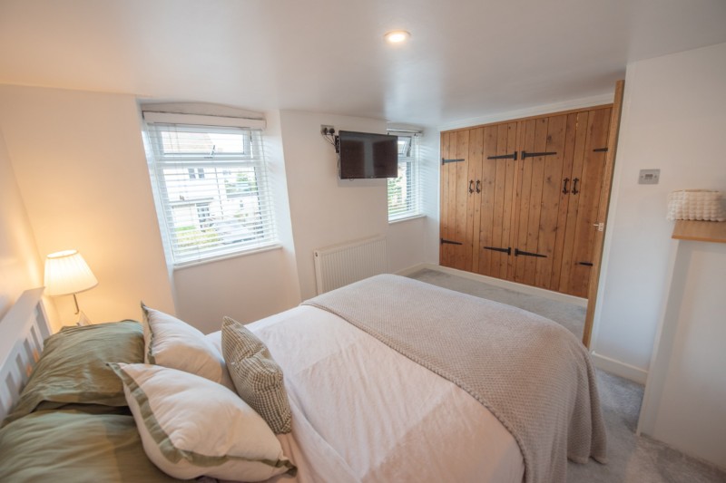 Images for Wheatlands Lane, Cross Hills