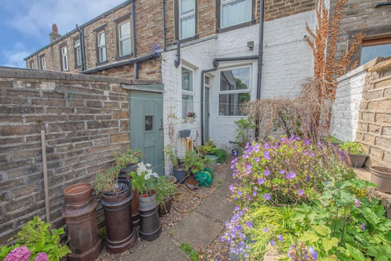 Images for St. Andrews Terrace, Cross Hills