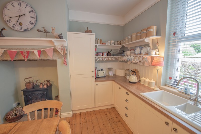 Images for St. Andrews Terrace, Cross Hills