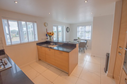 Click the photo for more details of Meadow Drive, Steeton