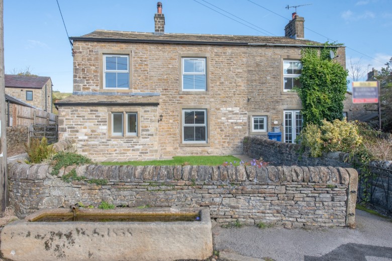 Click the photo for more details of The Fold, Lothersdale