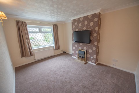 Click the photo for more details of Park Drive, Sutton-in-Craven