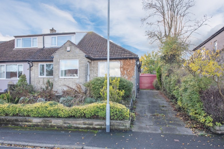 Click the photo for more details of Halsteads Way, Steeton
