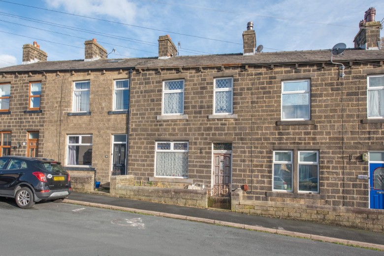 Click the photo for more details of Ryeland Street, Cross Hills