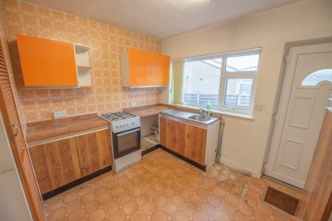 Click the photo for more details of Aire Crescent, Cross Hills