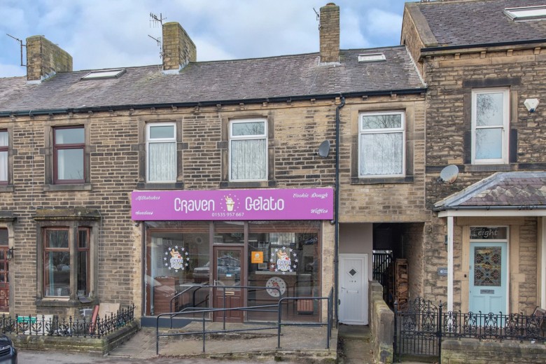 Click the photo for more details of Ashville Terrace, Cross Hills