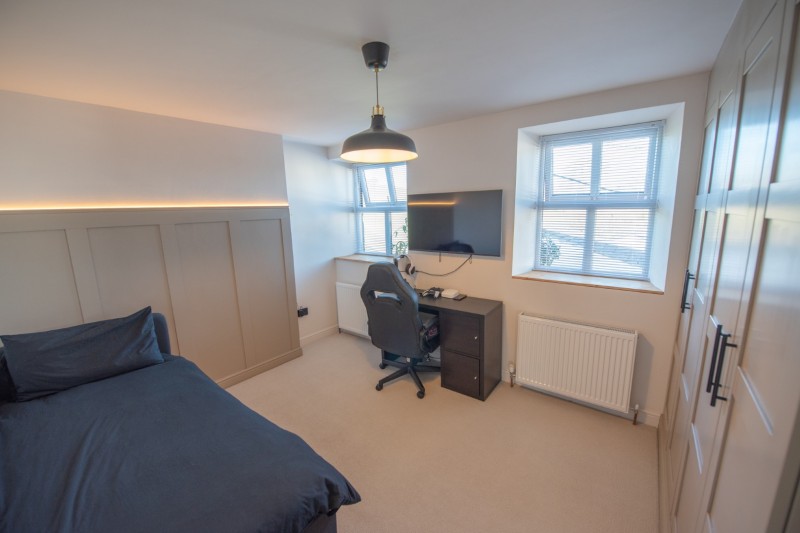 Images for Bogthorn, Oakworth