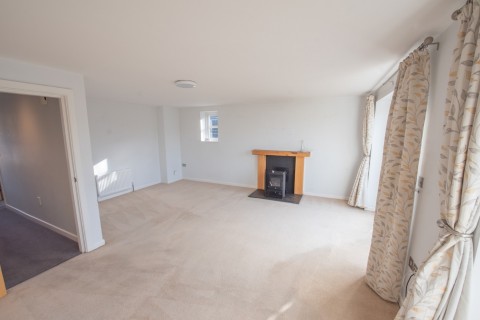 Click the photo for more details of Waterloo Mills, Hainsworth Road, Silsden