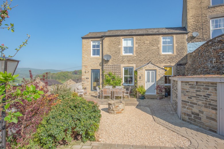 Click the photo for more details of South View, Farnhill