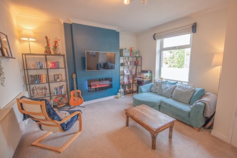 Click the photo for more details of King Edward Street, Sutton-in-Craven
