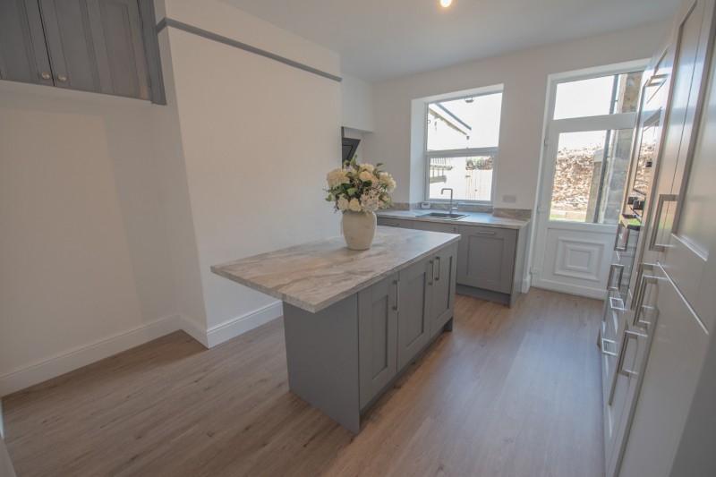 Images for Ryeland Street, Cross Hills