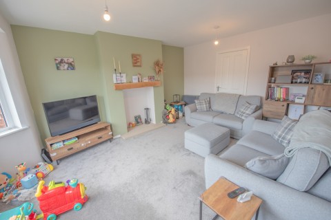 Click the photo for more details of Cornwall Avenue, Silsden