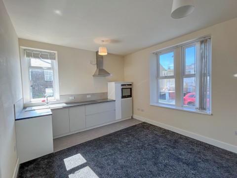 Click the photo for more details of Station Road, 28 Station Road, Cross Hills
