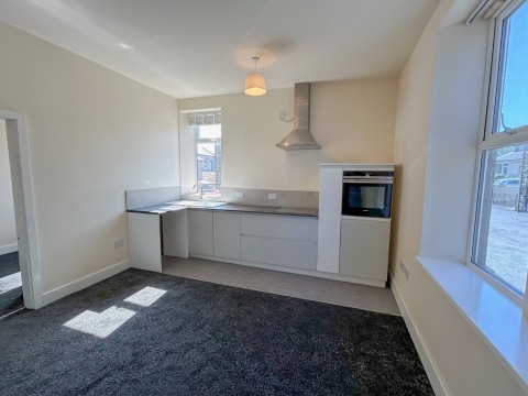 Click the photo for more details of Station Road, 28 Station Road, Cross Hills