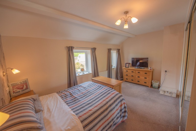 Images for & 2 Old Hall Farm, Colne Road, Glusburn